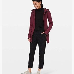NWT Lululemon waterproof Glyde Along Softshell